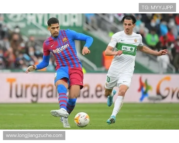 埃尔切五十年魔咒未破客战巴萨再陷苦主噩梦难逃主场零分命运 埃尔切五十年魔咒未破客战巴萨再陷苦主噩梦难逃主场零分命运