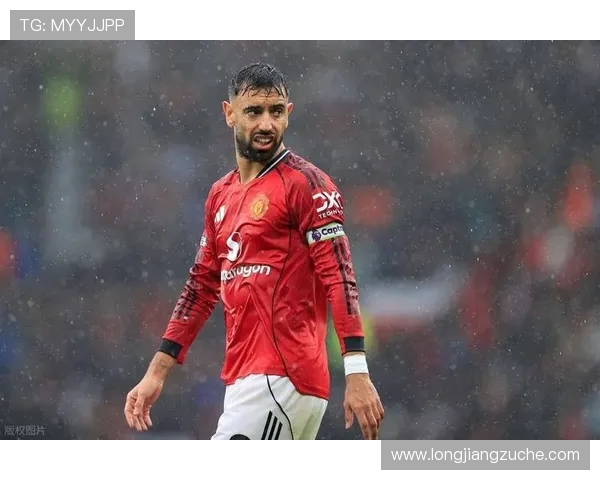 英超：曼联0-1十人埃弗顿！5轮不败终结，铁腰掌掴队友被直红罚下